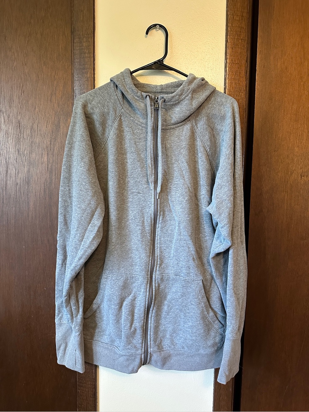 Men’s Tek Gear Hoodie size 2XL